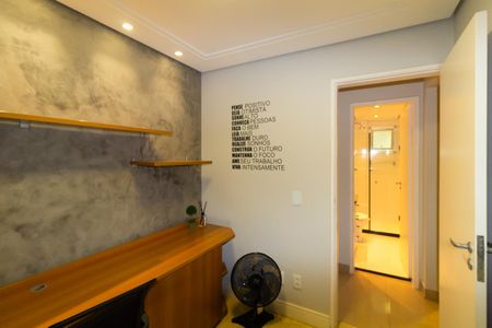 Quarto 1 de apartamento para alugar com 3 quartos, 62m² em Vila Antonieta, São Paulo
