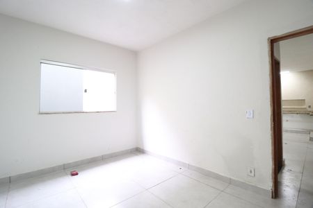 Quarto 2 de casa para alugar com 2 quartos, 65m² em Jardim das Palmeiras, Uberlândia
