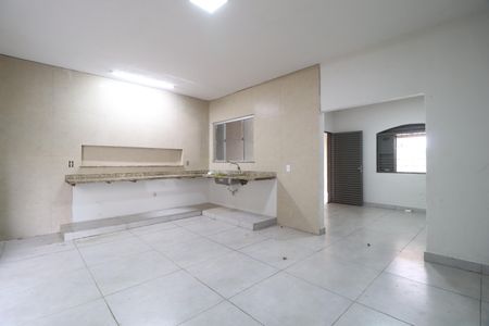 Casa para alugar com 65m², 2 quartos e 2 vagasCozinha