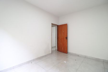 Casa para alugar com 65m², 2 quartos e 2 vagasQuarto 2