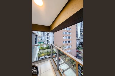Studio para alugar com 26m², 1 quarto e sem vaga Studio para alugar com 26m², 1 quarto e sem vagaVaranda