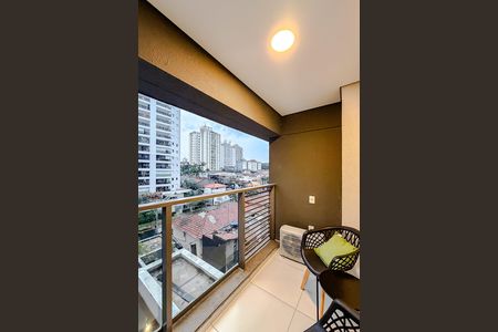 Studio para alugar com 26m², 1 quarto e sem vaga Studio para alugar com 26m², 1 quarto e sem vagaVaranda