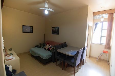 Apartamento à venda com 50m², 1 quarto e sem vaga Apartamento à venda com 50m², 1 quarto e sem vagaSala