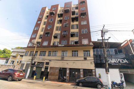 Apartamento à venda com 50m², 1 quarto e sem vaga Apartamento à venda com 50m², 1 quarto e sem vagaFachada