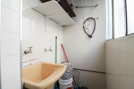 Apartamento à venda com 50m², 2 quartos e 1 vaga Apartamento à venda com 50m², 2 quartos e 1 vagaCozinha e Área de Serviço