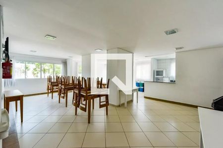 Apartamento para alugar com 59m², 3 quartos e 1 vaga Apartamento para alugar com 59m², 3 quartos e 1 vagaSal