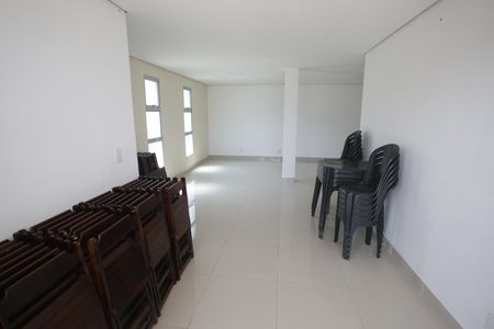 Apartamento para alugar com 60m², 2 quartos e 1 vagaÁrea comum - Salão de festas