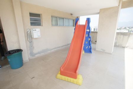 Apartamento para alugar com 60m², 2 quartos e 1 vagaÁrea comum - Playground