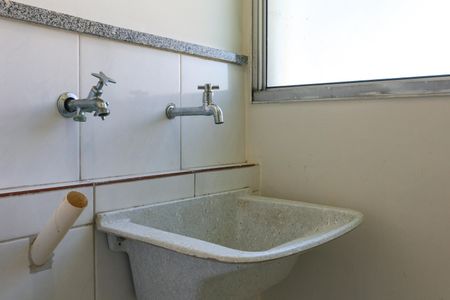 Apartamento para alugar com 73m², 3 quartos e 1 vagaÁrea de Serviço