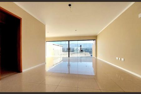 Casa para alugar com 208m², 1 quarto e 2 vagasQuarto