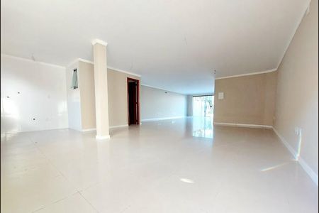 Casa para alugar com 208m², 1 quarto e 2 vagasQuarto
