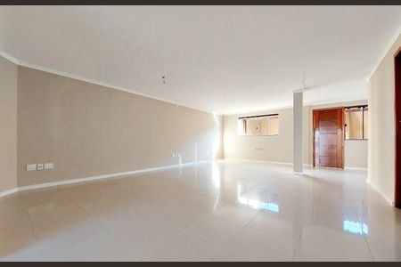 Casa para alugar com 208m², 1 quarto e 2 vagasQuarto