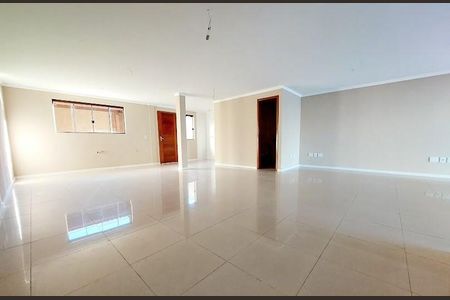 Casa para alugar com 208m², 1 quarto e 2 vagasQuarto