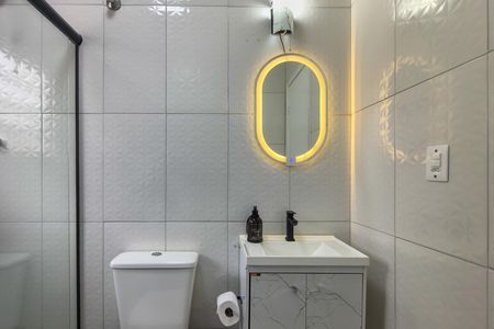 Apartamento para alugar com 80m², 2 quartos e 1 vaga Apartamento para alugar com 80m², 2 quartos e 1 vagaBanheiro