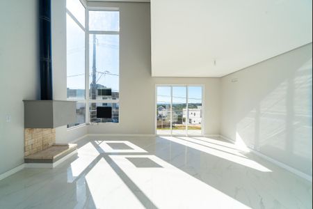 Sala de casa de condomínio para alugar com 3 quartos, 220m² em Mário Quintana, Viamão