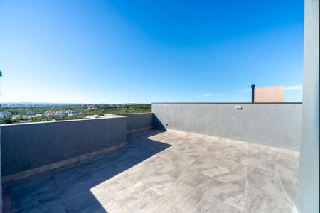 Casa de condomínio para alugar com 220m², 3 quartos e 4 vagas Casa de condomínio para alugar com 220m², 3 quartos e 4 vagasTerraço