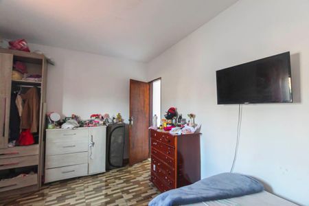Casa à venda com 5 quartos, 192m² em São Lucas, São Paulo