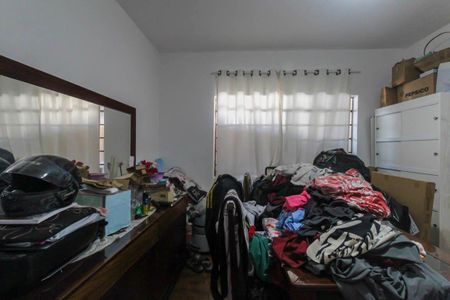 Casa à venda com 5 quartos, 192m² em São Lucas, São Paulo