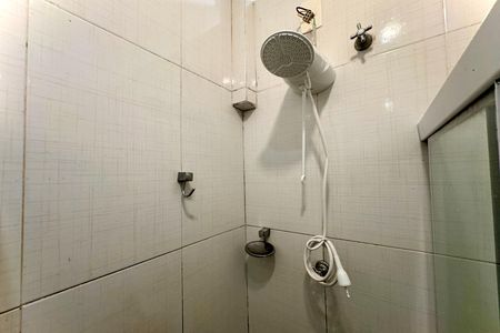 Banheiro de apartamento para alugar com 1 quarto, 17m² em Lapa, Rio de Janeiro