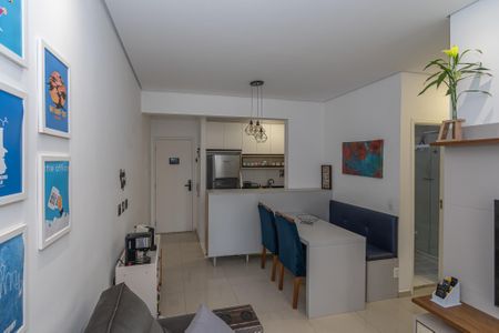 Apartamento para alugar com 57m², 2 quartos e 1 vaga Apartamento para alugar com 57m², 2 quartos e 1 vagaSala de Estar/Jantar