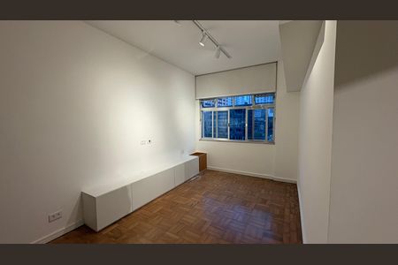 Sala de apartamento para alugar com 2 quartos, 70m² em Liberdade, São Paulo