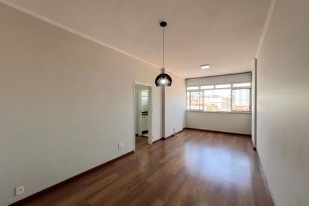 Apartamento para alugar com 87m², 2 quartos e sem vaga