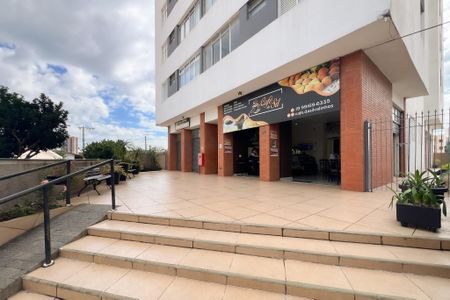 Apartamento para alugar com 87m², 2 quartos e sem vaga