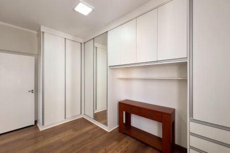Apartamento para alugar com 87m², 2 quartos e sem vaga