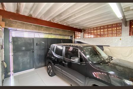 Casa para alugar com 300m², 3 quartos e 2 vagas