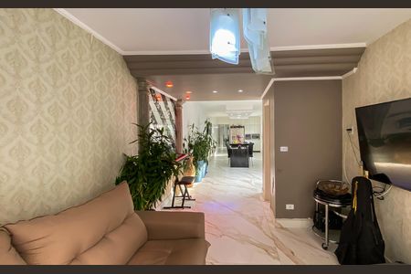 Casa para alugar com 300m², 3 quartos e 2 vagas Casa para alugar com 300m², 3 quartos e 2 vagasSala
