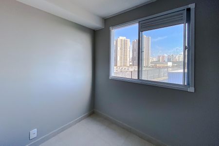 Sala de apartamento para alugar com 1 quarto, 25m² em Parque Industrial Tomas Edson, São Paulo