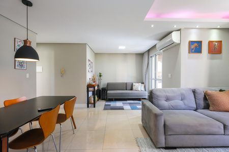 Apartamento à venda com 72m², 2 quartos e 2 vagas Apartamento à venda com 72m², 2 quartos e 2 vagasSala