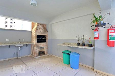 Apartamento à venda com 72m², 2 quartos e 2 vagas Apartamento à venda com 72m², 2 quartos e 2 vagasÁrea comum - Churrasqueira