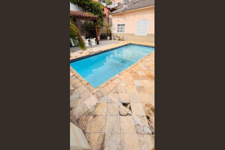 Casa à venda com 400m², 7 quartos e 4 vagasÁrea externa