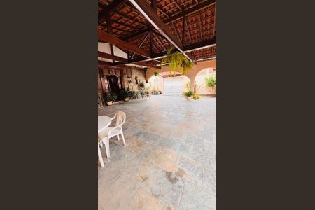 Casa à venda com 400m², 7 quartos e 4 vagasÁrea externa
