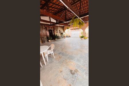 Casa à venda com 400m², 7 quartos e 4 vagasÁrea externa