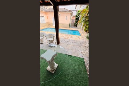 Casa à venda com 400m², 7 quartos e 4 vagasÁrea externa