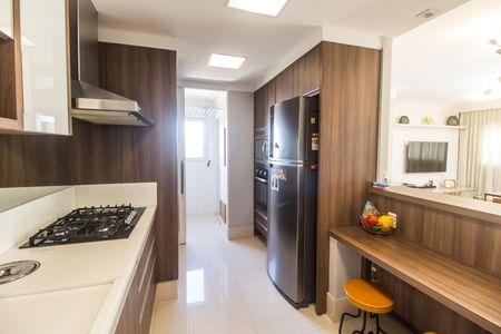 Apartamento para alugar com 110m², 2 quartos e 2 vagas Apartamento para alugar com 110m², 2 quartos e 2 vagasCozinha