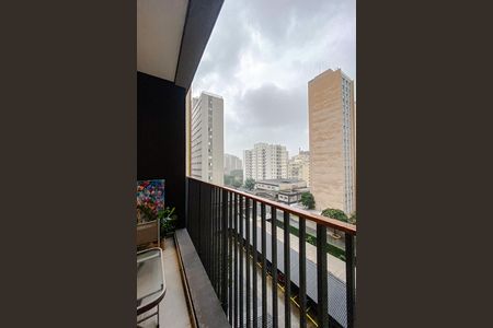 Studio para alugar com 26m², 1 quarto e sem vaga Studio para alugar com 26m², 1 quarto e sem vagaVaranda