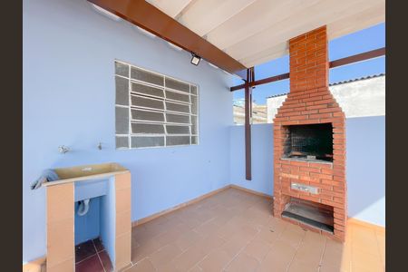 Casa para alugar com 150m², 2 quartos e 2 vagas Casa para alugar com 150m², 2 quartos e 2 vagasChurrasqueira
