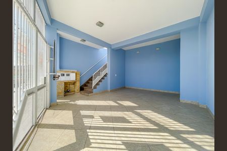 Casa para alugar com 150m², 2 quartos e 2 vagas Casa para alugar com 150m², 2 quartos e 2 vagasGaragem