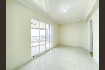 Sala de casa para alugar com 2 quartos, 150m² em Ayrosa, Osasco