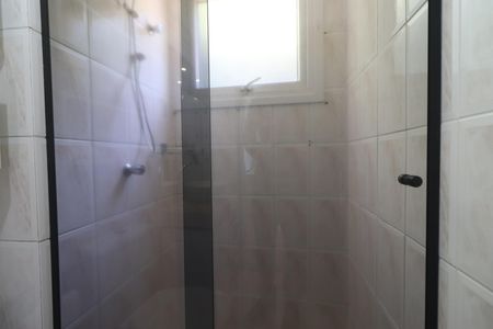 Banheiro de apartamento à venda com 2 quartos, 63m² em Rondônia, Novo Hamburgo