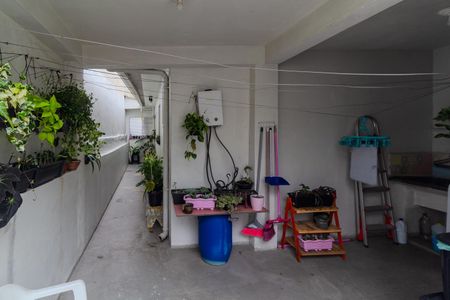 Casa à venda com 240m², 3 quartos e 2 vagas Casa à venda com 240m², 3 quartos e 2 vagasQuintal