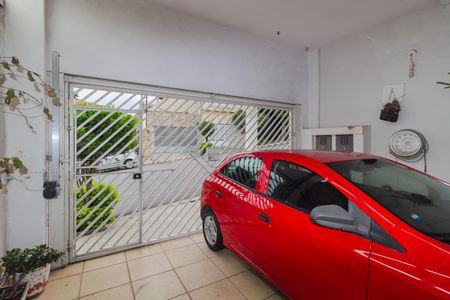 Casa à venda com 240m², 3 quartos e 2 vagas Casa à venda com 240m², 3 quartos e 2 vagasGaragem