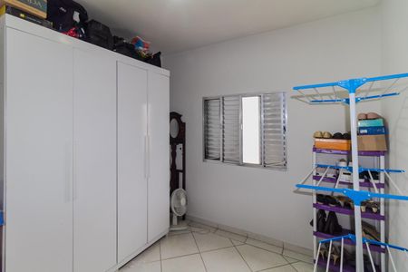 Casa à venda com 240m², 3 quartos e 2 vagas Casa à venda com 240m², 3 quartos e 2 vagasQuarto 2