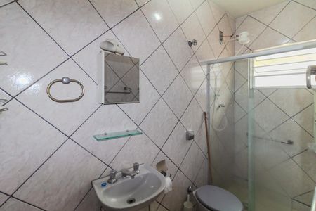 Casa à venda com 240m², 3 quartos e 2 vagas Casa à venda com 240m², 3 quartos e 2 vagasBanheiro da Suíte