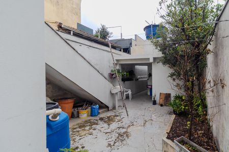 Casa à venda com 240m², 3 quartos e 2 vagas Casa à venda com 240m², 3 quartos e 2 vagasQuintal