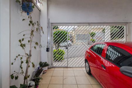 Casa à venda com 240m², 3 quartos e 2 vagas Casa à venda com 240m², 3 quartos e 2 vagasGaragem
