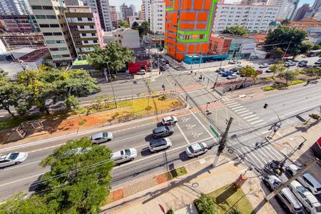 Studio para alugar com 33m², 1 quarto e sem vaga Studio para alugar com 33m², 1 quarto e sem vagaVaranda